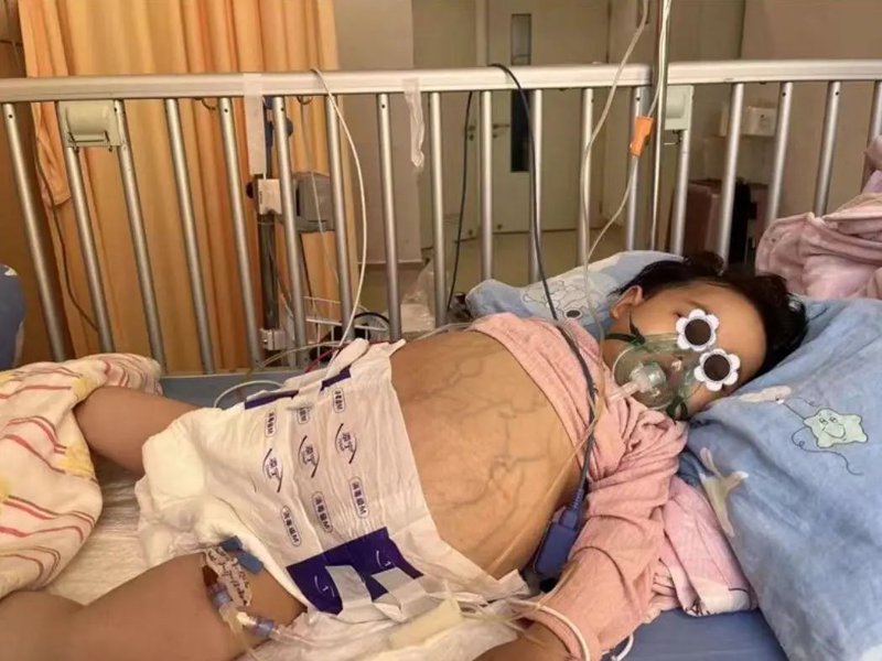 公益捐赠：点亮希望的光芒